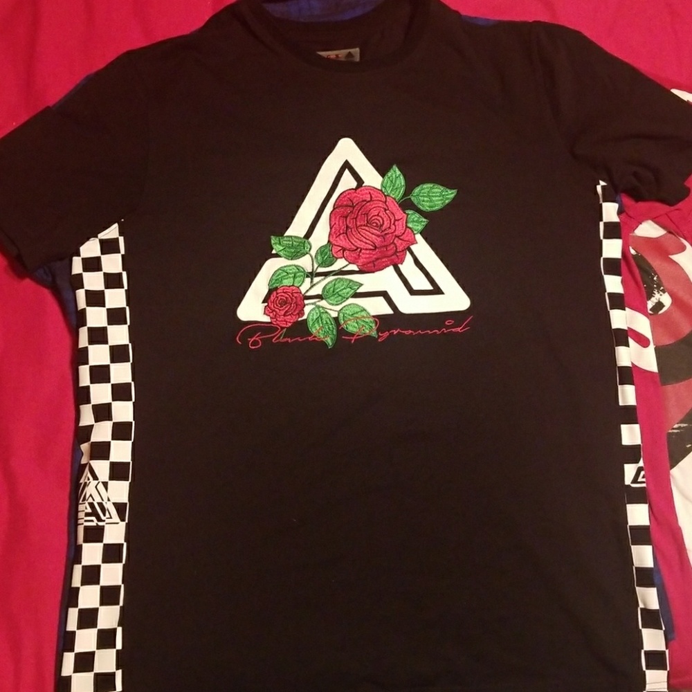 Black pyramid shirt